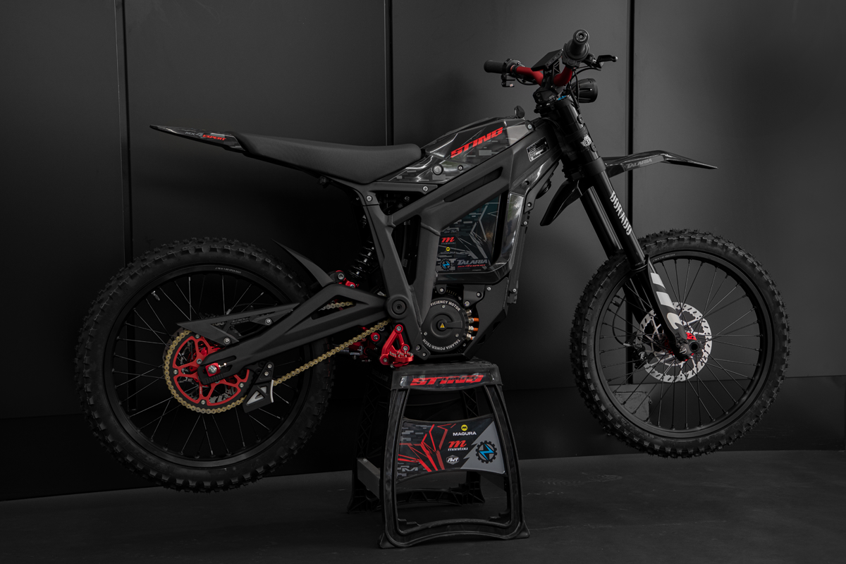 Talaria Sting R MX4 Expert Edition Electric Dirt Bike for Sale - Image 3